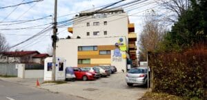 In jurul restaurantului Phill, in cartierul Pipera - Voluntari