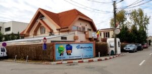 In jurul restaurantului Phill, in cartierul Pipera - Voluntari