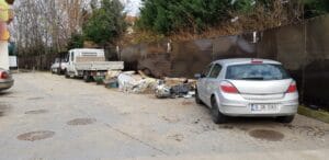 In jurul restaurantului Phill, in cartierul Pipera - Voluntari