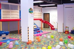 Jasmine's Playground, locul de joaca al restaurantului La Bordei, un restaurant child-friendly