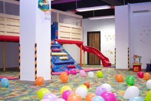 Jasmine's Playground, locul de joaca al restaurantului La Bordei, un restaurant child-friendly