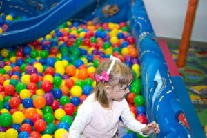 Jasmine's Playground, locul de joaca al restaurantului La Bordei, un restaurant child-friendly