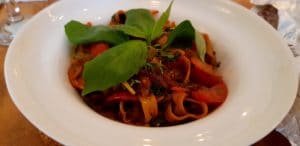 MA Bistro, mic restaurant cu bucatarie contemporana in Piata Floreasca