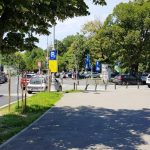 Piata Charles de Gaulle in partea dinspre Poesia si terasa City Grill