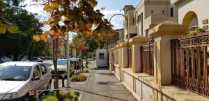 Strada Paris cu restaurantele Maize si Noblesse si Ambasada Siriei