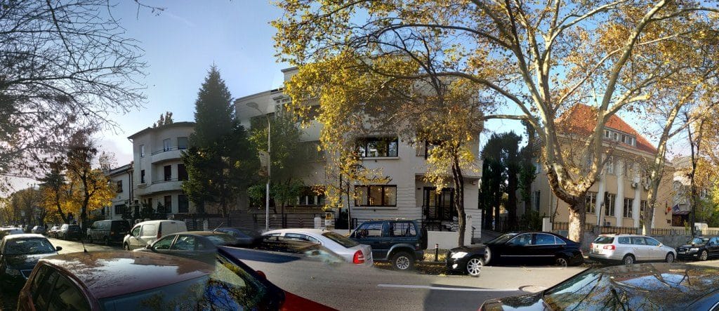 Strada Paris din Bucuresti, spre Piata Dorobantilor, in zona restaurantului Maize
