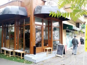 Strada Polona din Bucuresti, cu Acuarela, Portobello si alte restauramte si cafenele 15