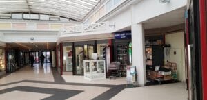 World Trade Center Bucuresti, cu restaurantele Zona si La Galette