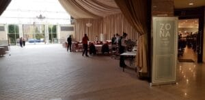 World Trade Center Bucuresti, cu restaurantele Zona si La Galette