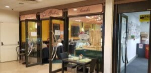 World Trade Center Bucuresti, cu restaurantele Zona si La Galette