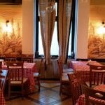 Zarand, restaurant traditional romanesc la Piata Operei din Bucuresti
