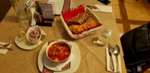 Zarand, restaurant traditional romanesc la Piata Operei din Bucuresti