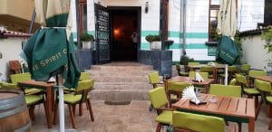 Zarand, restaurant traditional romanesc la Piata Operei din Bucuresti