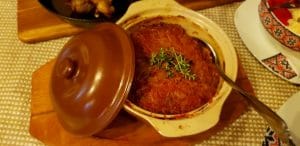 Zarand, restaurant traditional romanesc la Piata Operei din Bucuresti