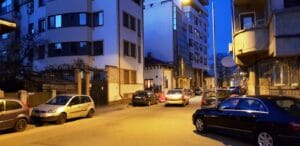 Biserica Precupetii Vechi, cu Trattoria Amore, Templul Soarelui si Moudys Kitchen in jur