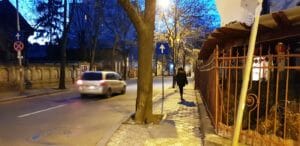 Biserica Precupetii Vechi, cu Trattoria Amore, Templul Soarelui si Moudys Kitchen in jur