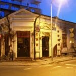 Biserica Precupetii Vechi, cu Trattoria Amore, Templul Soarelui si Moudys Kitchen in jur