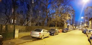 Biserica Precupetii Vechi, cu Trattoria Amore, Templul Soarelui si Moudys Kitchen in jur