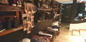 Bistro Hoinar - Mobra Shop, restaurant pentru motociclisti in Strada Paris