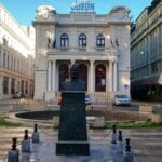 Calea Victoriei la teatrele Majestic si Constantin Tanase, cu hotelul Ramada Majestic