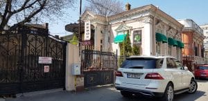 Dianei si Jean Louis Calderon, cu multe restaurante si cafenele