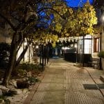 Gradina Moudys Kitchen, restaurant cu specific oriental - sirian, turcesc si armean