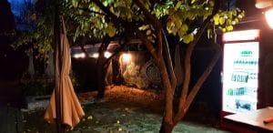 Gradina Moudys Kitchen, restaurant cu specific oriental - sirian, turcesc si armean