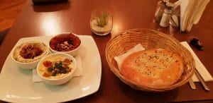 Moudys Kitchen, restaurant cu bucatarie orientala siriana, armeana si turceasca