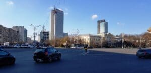Piata Victoriei si Lascar Catargiu, cu Trattoria Buongiorno si High Life Bistro