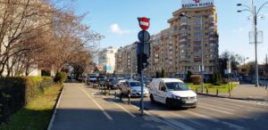 Piata Victoriei si Lascar Catargiu, cu Trattoria Buongiorno si High Life Bistro