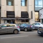 Piata Victoriei vazuta din Teds Coffee Co