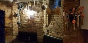 Pivnita restaurantului italienesc Belli Siciliani din strada Matasari in Bucuresti