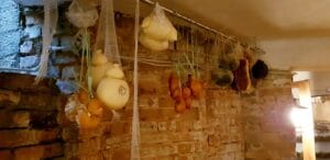 Pivnita restaurantului italienesc Belli Siciliani din strada Matasari in Bucuresti