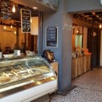 Puro & Bio - Gelato Frutta, cofetarie cafenea boema in Ion Campineanu