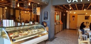 Puro & Bio - Gelato Frutta, cofetarie cafenea boema in Ion Campineanu