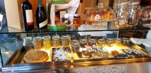 Puro & Bio - Gelato Frutta, cofetarie cafenea boema in Ion Campineanu