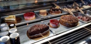 Puro & Bio - Gelato Frutta, cofetarie cafenea boema in Ion Campineanu