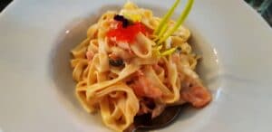 Spago Restaurant and Lounge, bucatarie italiana in strada Vasile Urseanu