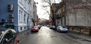 Strada Jean Louis Calderon, cu Trattoria Zucca si restaurantul Mesogios