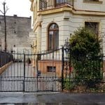 Strada Jean Louis Calderon, cu Trattoria Zucca si restaurantul Mesogios
