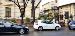 Strada Jean Louis Calderon, cu Trattoria Zucca si restaurantul Mesogios