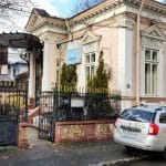 Strada Jean Louis Calderon, cu Trattoria Zucca si restaurantul Mesogios