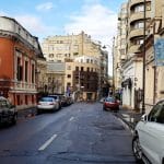 Strada Jean Louis Calderon, cu Trattoria Zucca si restaurantul Mesogios