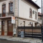 Strada Mihail Eminescu, la intersectia cu Viitorului, cu restaurantul Blue Margarita