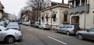 Strada Paris cu Bistro Hoinar - Mobra Shop, la Piata Victoriei in Bucuresti