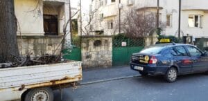 Strada Sandu Aldea, cu restaurantul libanez Coin Vert