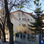Strada Sandu Aldea, cu restaurantul libanez Coin Vert