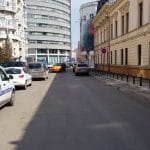 Strada Sevastopol la Piata Victoriei, cu restaurantul grecesc KOS