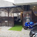 Strada Vaselor, cu restaurantele Sky Bistro si Peking Duck