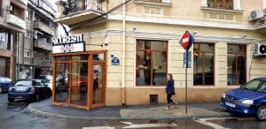 Strazile Maria Rosetti, Toamnei si Popa Petre, cu restaurantele Sara si Nicoresti